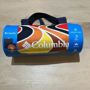 NWT Columbia Outdoor Blanket - 72" x 72"